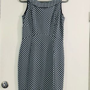 Ladies Size 6 * Lands End Navy Blue / Light Blue Dress